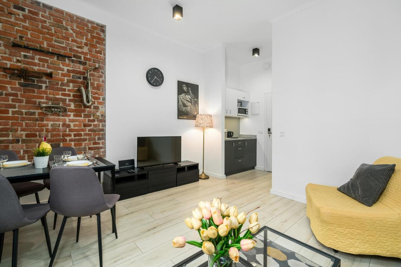 بوزنان Apartments City Center Saint Wojciech By Renters المظهر الخارجي الصورة